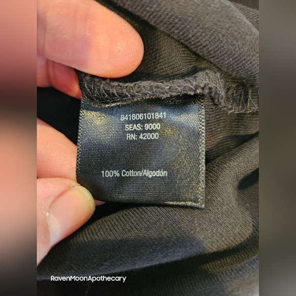 3/15$ Bundle Deal Attention Black Tshirt - Picture 3 of 6